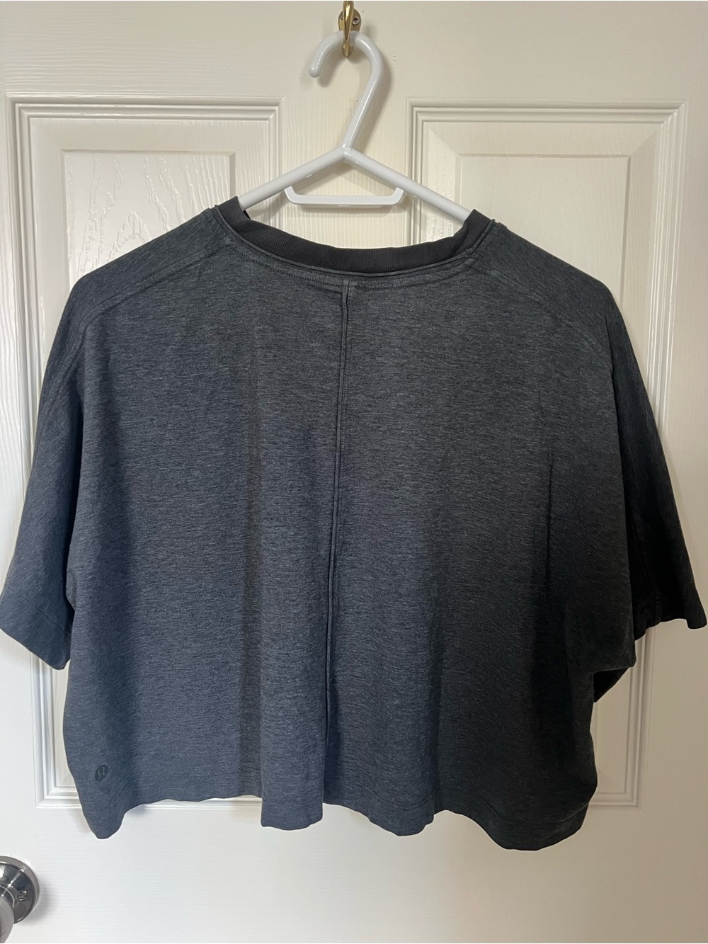 Lululemon Oversized Cropped T-Shirt - Picture 3 of 4